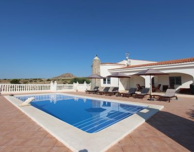 Villa with a large private swimming pool and panoramic coast views!