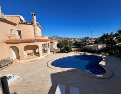 Villa Jose with sea views and private pool!